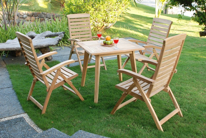 teak_set_area_garden
